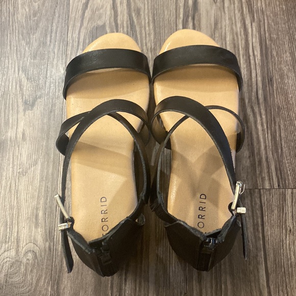 TORRID SANDALS SIZE 11 WW PLATFORM SUMMER USED GOOD CONDITION - Picture 3 of 5